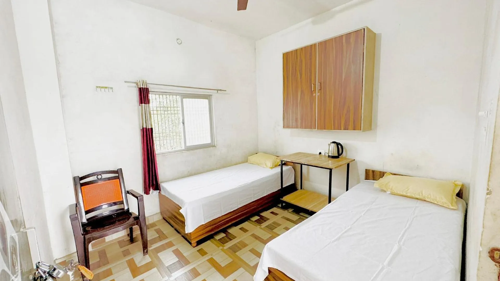 Yum Boys Hostel & Homestay Varanasi